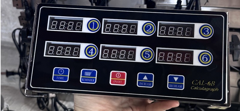 CAL-8B Commercial 8-Channel Kitchen Timer